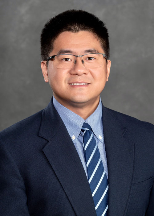 Headshot of Gary Hu